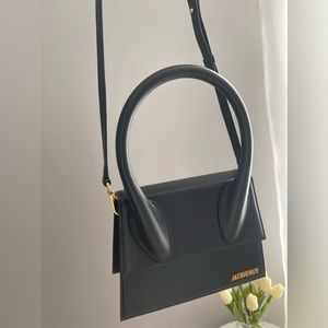 Jacquemus bag black la montagne 'le grand chiquito' bag